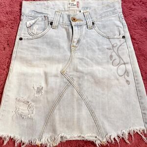 unique reworked y2k lightwash denim levis midi skirt!